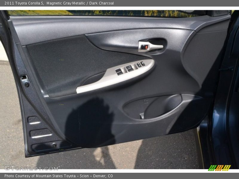 Magnetic Gray Metallic / Dark Charcoal 2011 Toyota Corolla S
