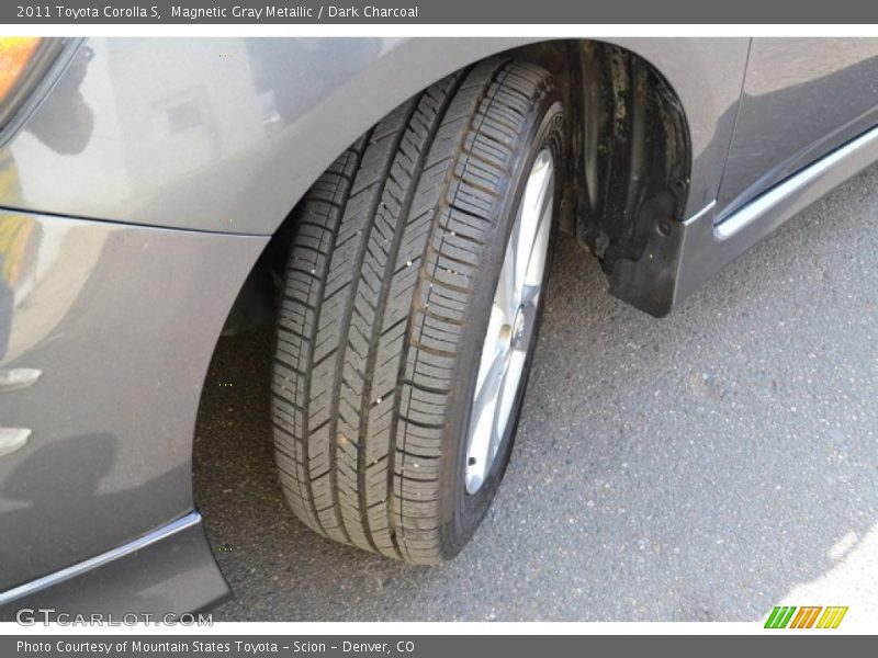 Magnetic Gray Metallic / Dark Charcoal 2011 Toyota Corolla S