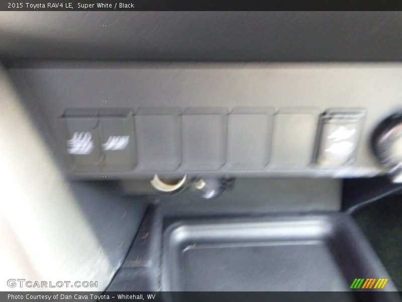 Super White / Black 2015 Toyota RAV4 LE