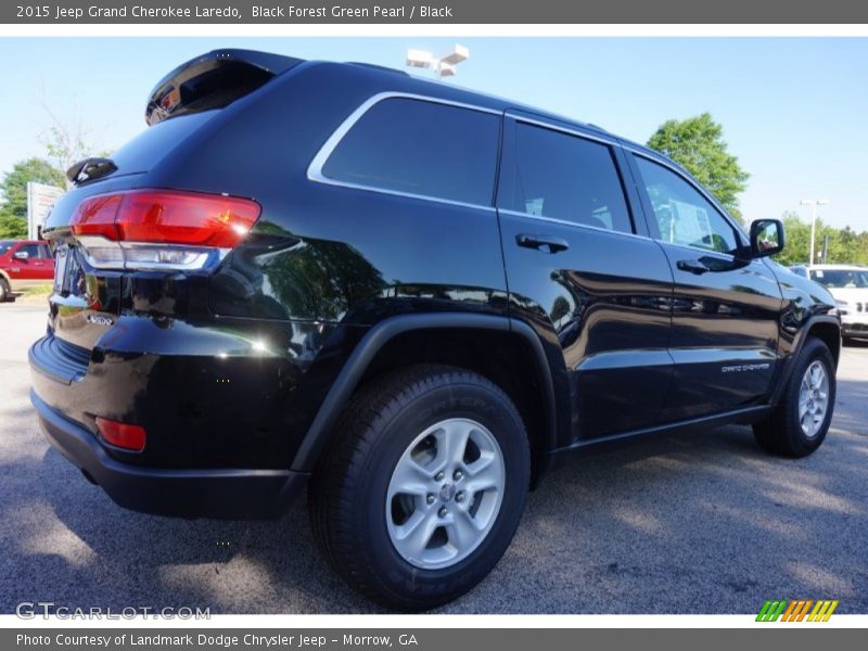 Black Forest Green Pearl / Black 2015 Jeep Grand Cherokee Laredo