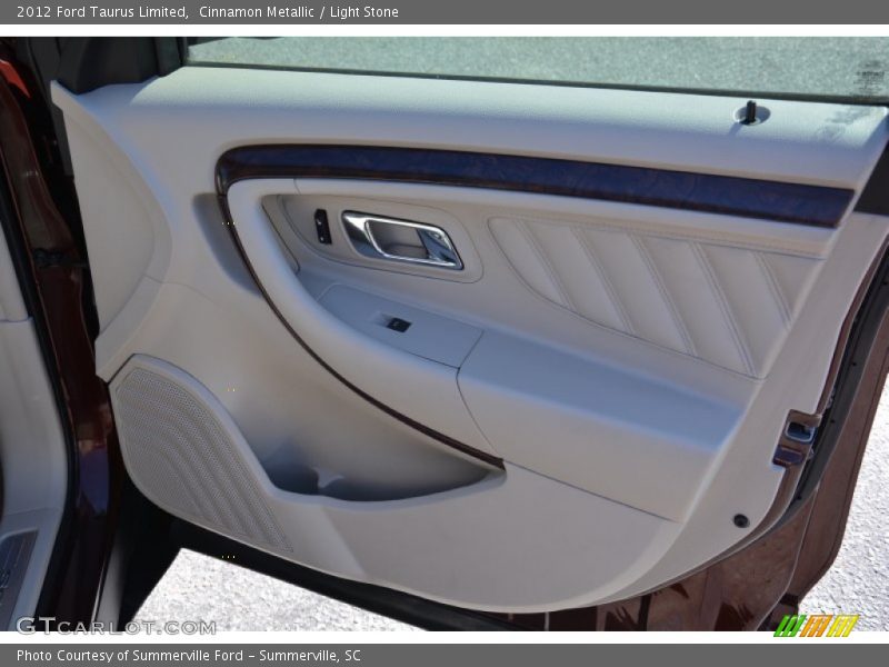Door Panel of 2012 Taurus Limited