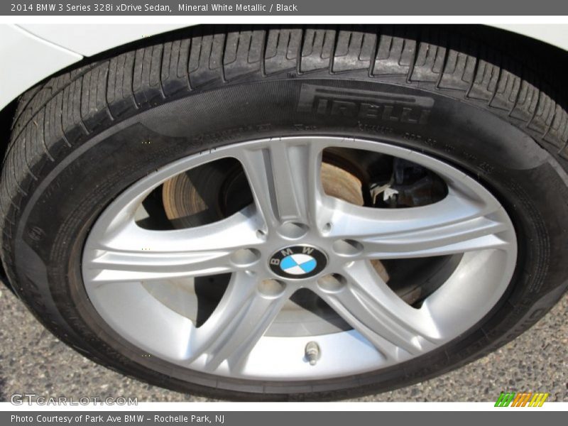 Mineral White Metallic / Black 2014 BMW 3 Series 328i xDrive Sedan