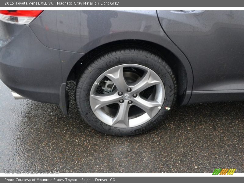 Magnetic Gray Metallic / Light Gray 2015 Toyota Venza XLE V6
