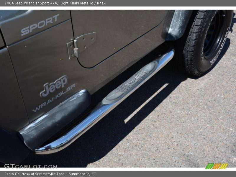 Light Khaki Metallic / Khaki 2004 Jeep Wrangler Sport 4x4