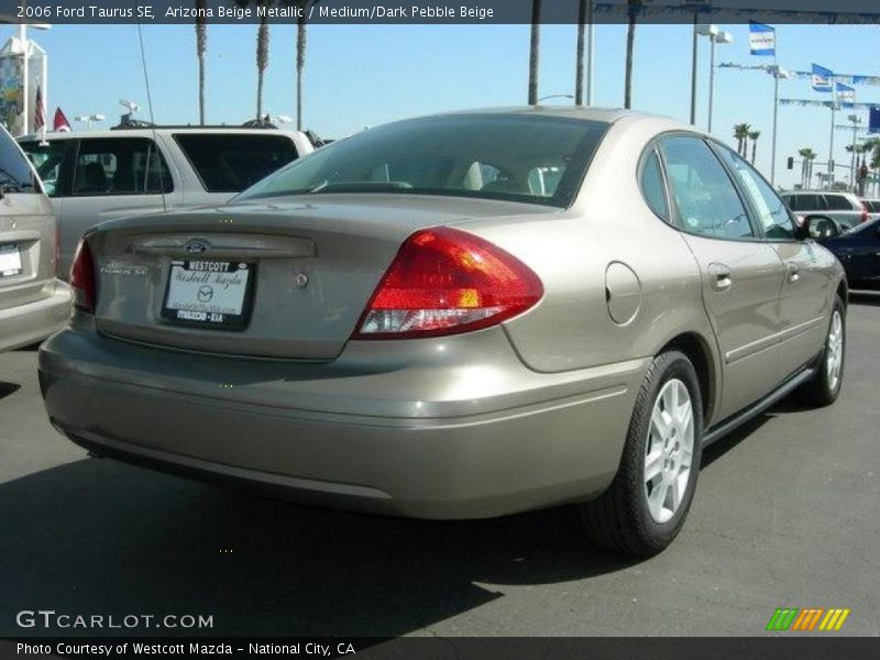 Arizona Beige Metallic / Medium/Dark Pebble Beige 2006 Ford Taurus SE