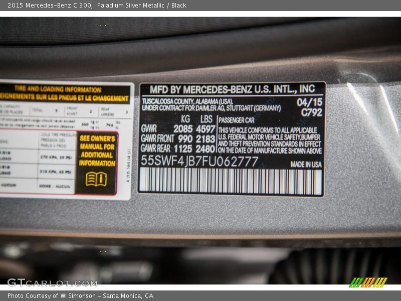 Paladium Silver Metallic / Black 2015 Mercedes-Benz C 300