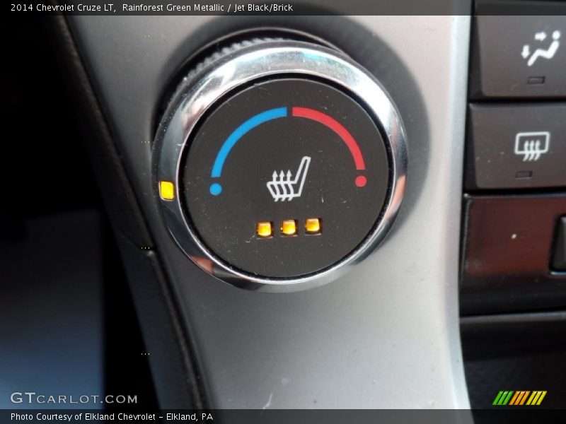 Controls of 2014 Cruze LT