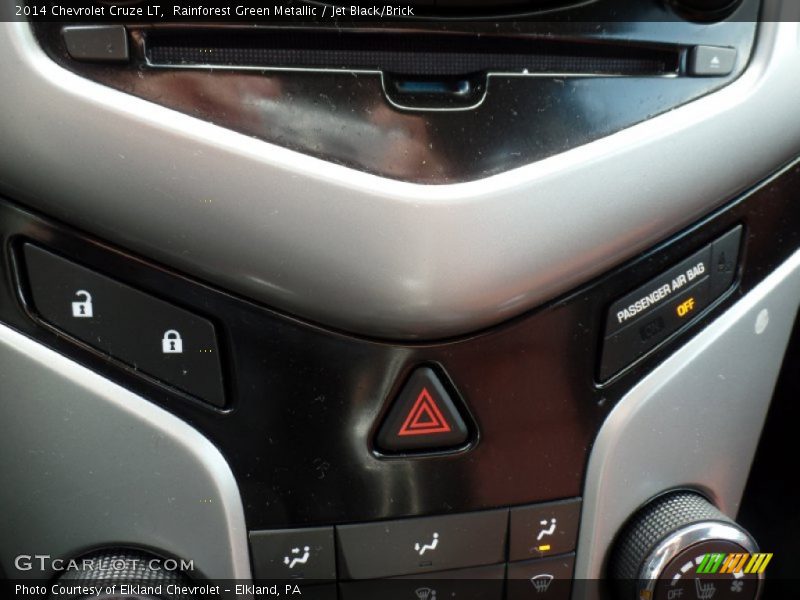 Rainforest Green Metallic / Jet Black/Brick 2014 Chevrolet Cruze LT