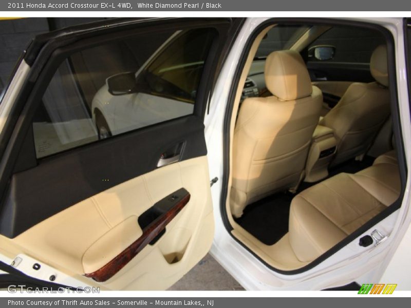 White Diamond Pearl / Black 2011 Honda Accord Crosstour EX-L 4WD