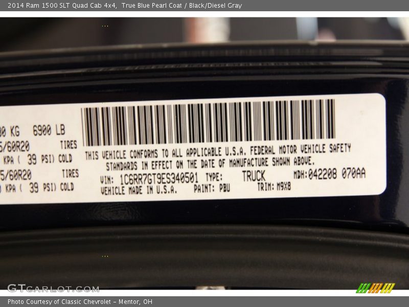True Blue Pearl Coat / Black/Diesel Gray 2014 Ram 1500 SLT Quad Cab 4x4