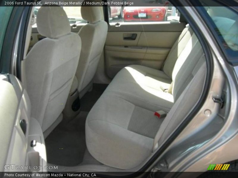 Arizona Beige Metallic / Medium/Dark Pebble Beige 2006 Ford Taurus SE