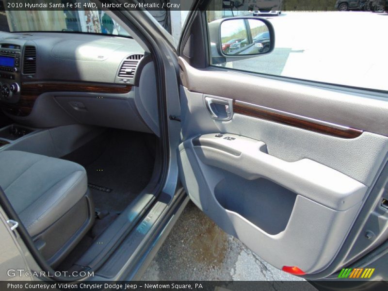 Harbor Gray Metallic / Gray 2010 Hyundai Santa Fe SE 4WD