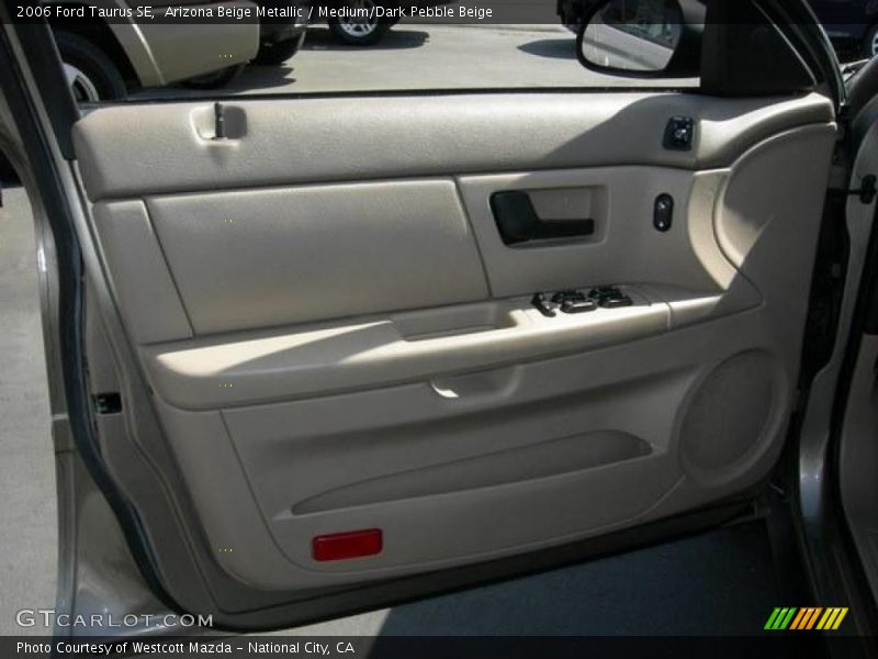 Arizona Beige Metallic / Medium/Dark Pebble Beige 2006 Ford Taurus SE
