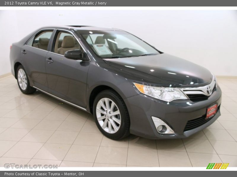 Magnetic Gray Metallic / Ivory 2012 Toyota Camry XLE V6