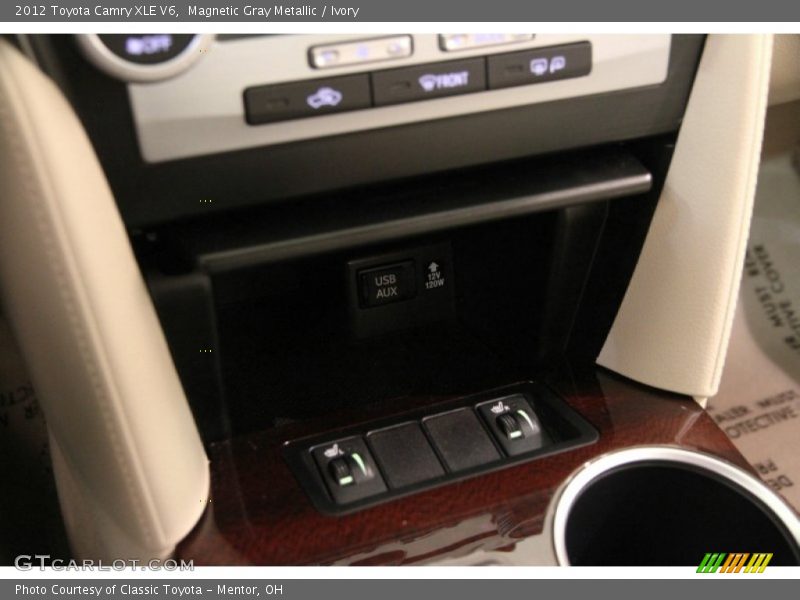 Magnetic Gray Metallic / Ivory 2012 Toyota Camry XLE V6