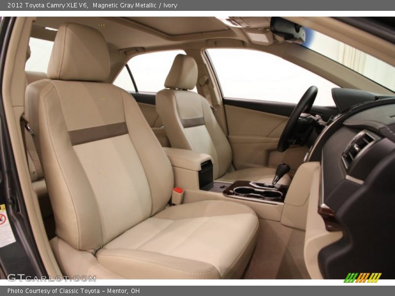 Magnetic Gray Metallic / Ivory 2012 Toyota Camry XLE V6