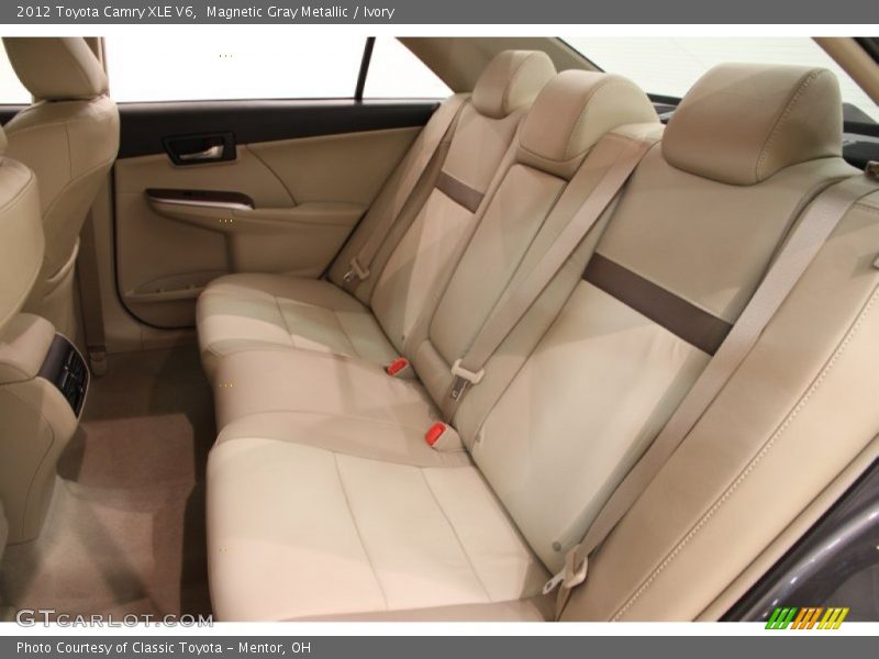 Magnetic Gray Metallic / Ivory 2012 Toyota Camry XLE V6