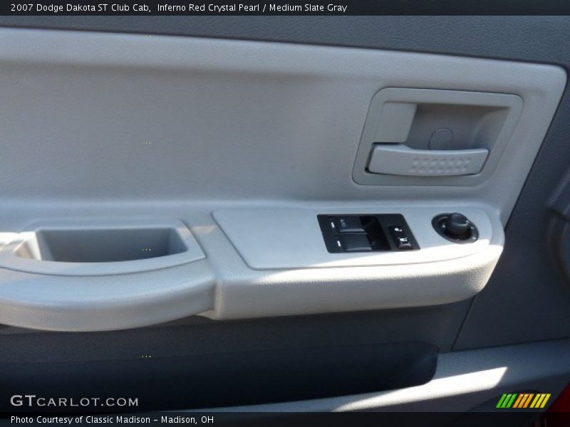 Inferno Red Crystal Pearl / Medium Slate Gray 2007 Dodge Dakota ST Club Cab