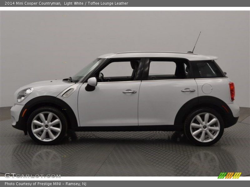 Light White / Toffee Lounge Leather 2014 Mini Cooper Countryman