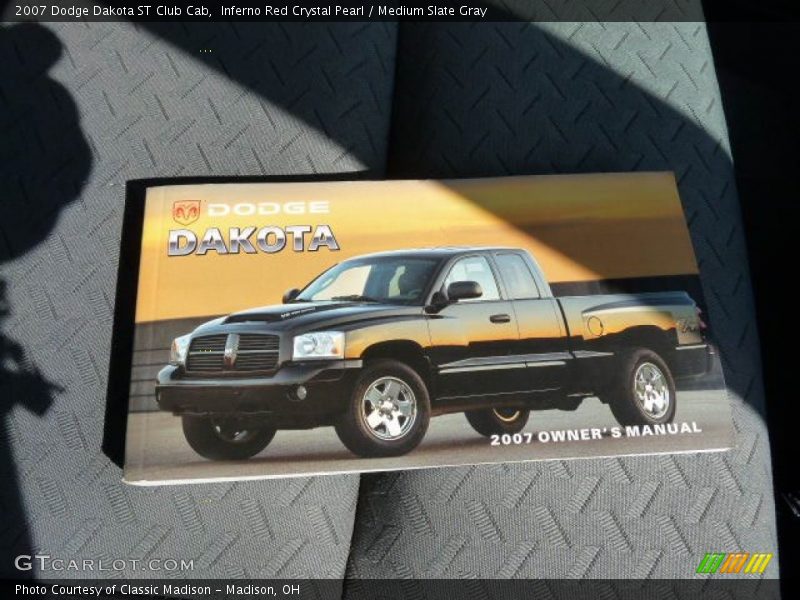 Inferno Red Crystal Pearl / Medium Slate Gray 2007 Dodge Dakota ST Club Cab