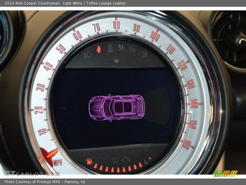 Light White / Toffee Lounge Leather 2014 Mini Cooper Countryman