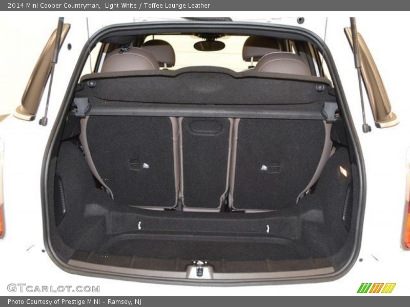 Light White / Toffee Lounge Leather 2014 Mini Cooper Countryman