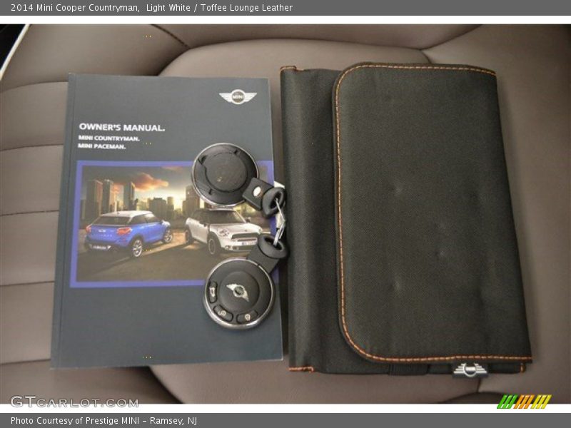 Light White / Toffee Lounge Leather 2014 Mini Cooper Countryman