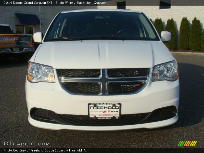 Bright White / Black/Light Graystone 2014 Dodge Grand Caravan SXT