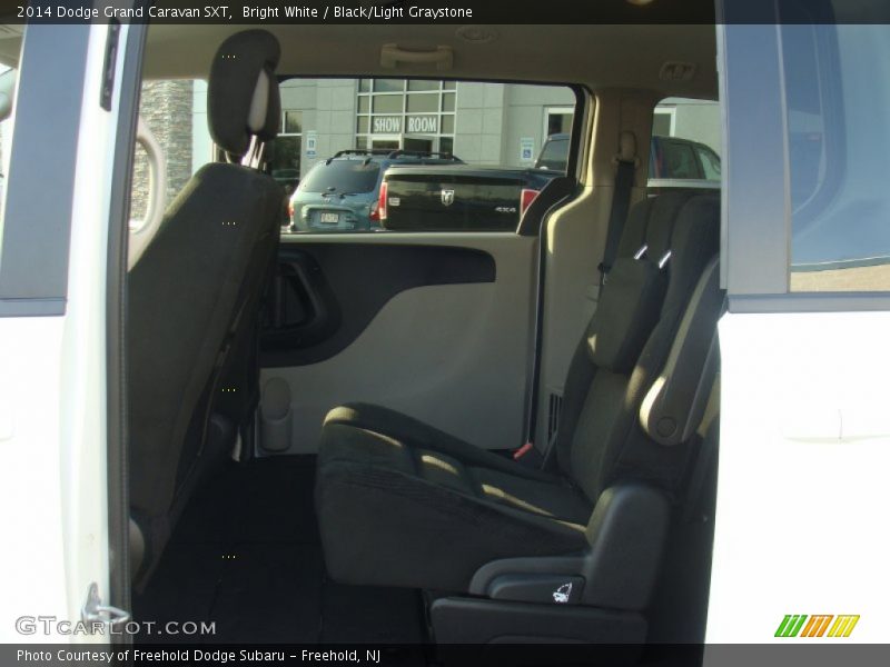 Bright White / Black/Light Graystone 2014 Dodge Grand Caravan SXT