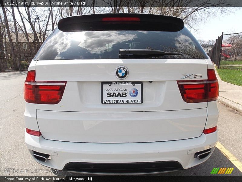 Alpine White / Black 2012 BMW X5 xDrive50i