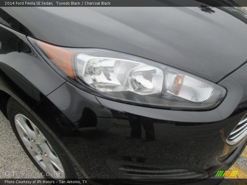 Tuxedo Black / Charcoal Black 2014 Ford Fiesta SE Sedan