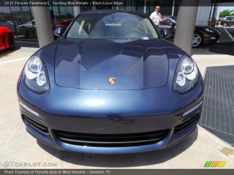 Yachting Blue Metallic / Black/Luxor Beige 2015 Porsche Panamera S