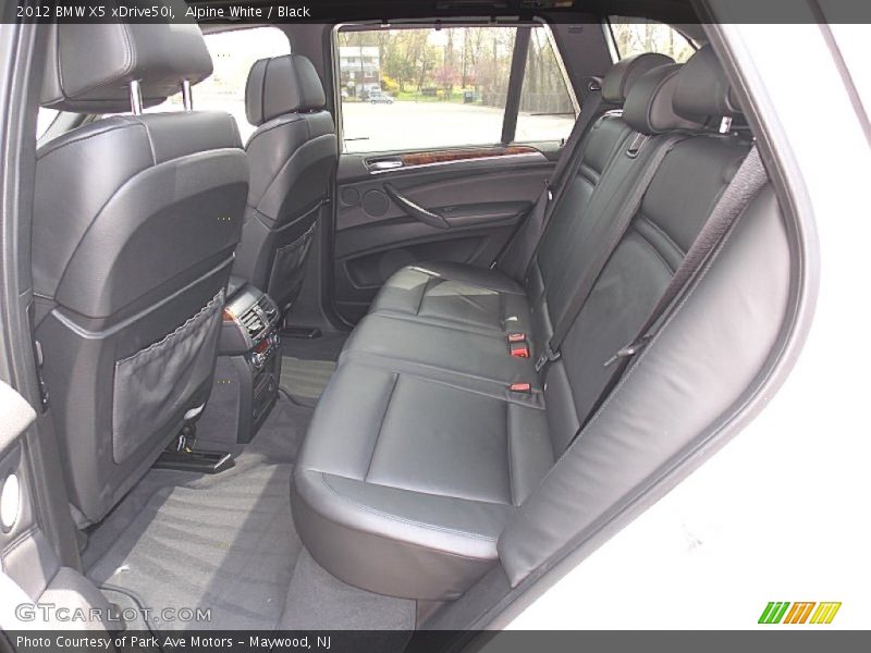 Alpine White / Black 2012 BMW X5 xDrive50i