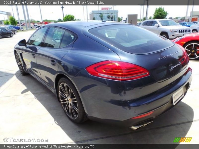 Yachting Blue Metallic / Black/Luxor Beige 2015 Porsche Panamera S