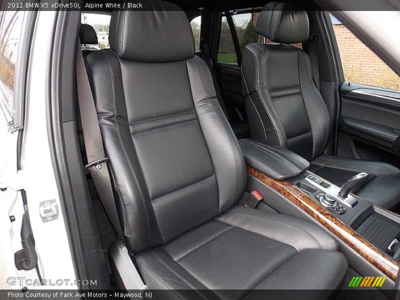 Alpine White / Black 2012 BMW X5 xDrive50i