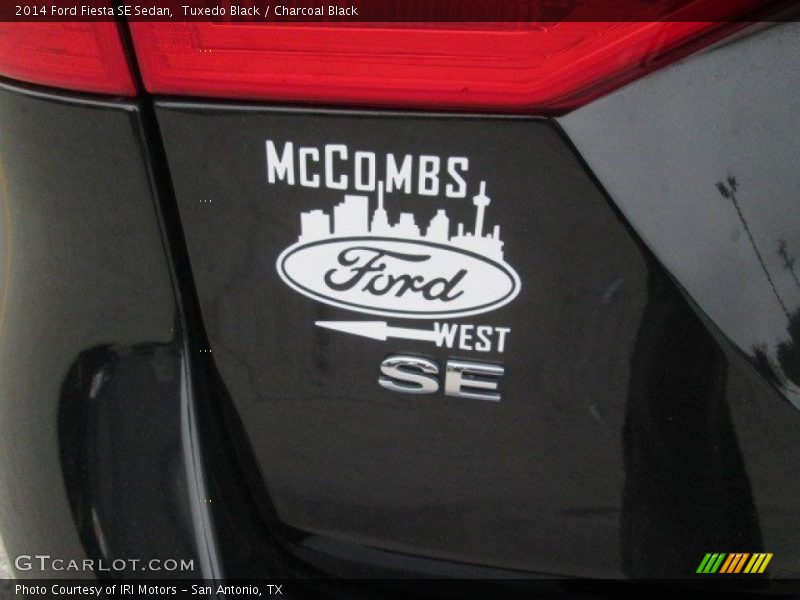 Tuxedo Black / Charcoal Black 2014 Ford Fiesta SE Sedan