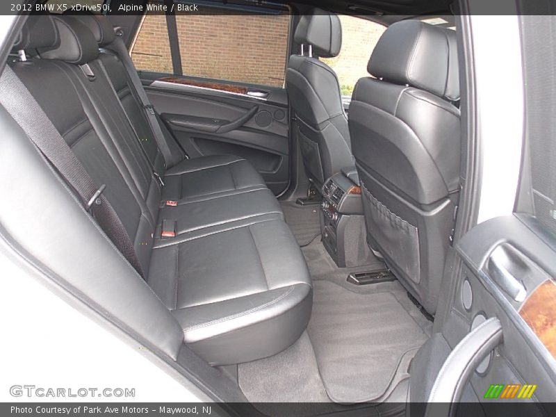 Alpine White / Black 2012 BMW X5 xDrive50i