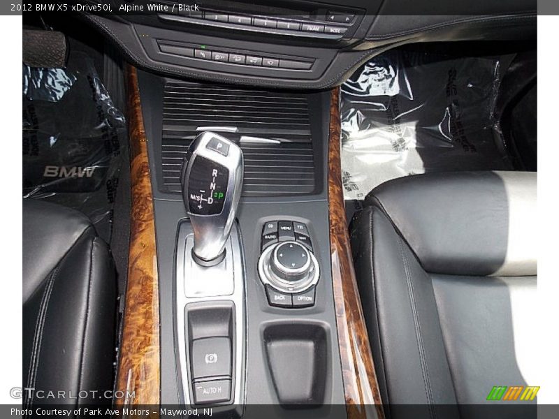 Alpine White / Black 2012 BMW X5 xDrive50i