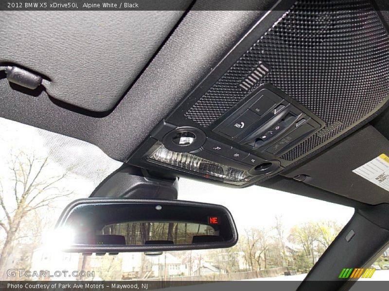 Alpine White / Black 2012 BMW X5 xDrive50i