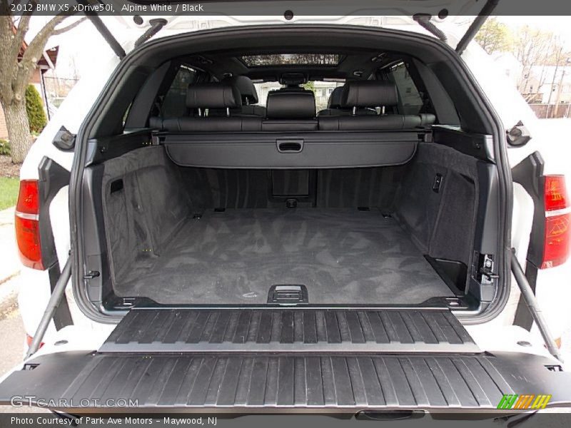 Alpine White / Black 2012 BMW X5 xDrive50i