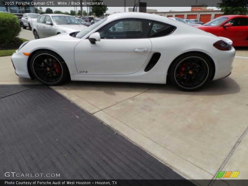  2015 Cayman GTS White
