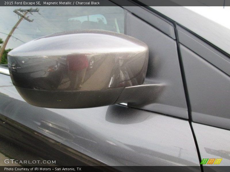 Magnetic Metallic / Charcoal Black 2015 Ford Escape SE