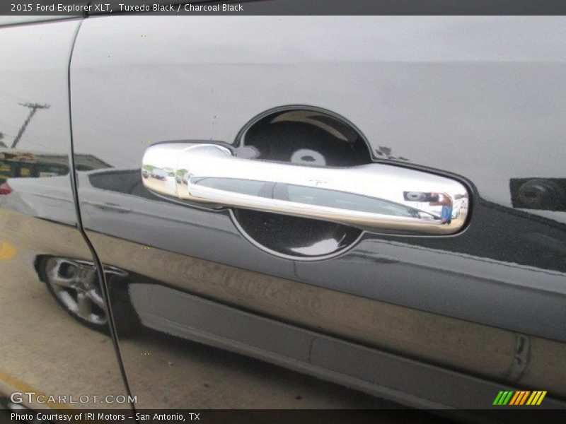 Tuxedo Black / Charcoal Black 2015 Ford Explorer XLT