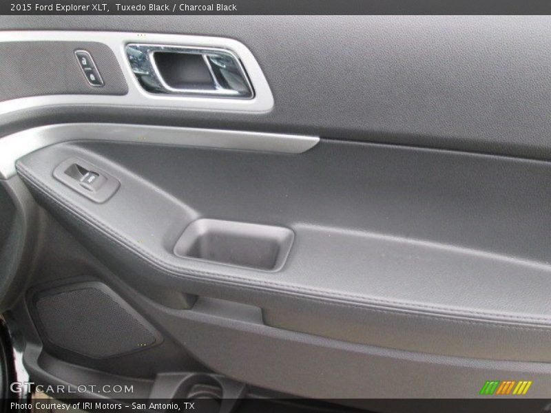 Tuxedo Black / Charcoal Black 2015 Ford Explorer XLT