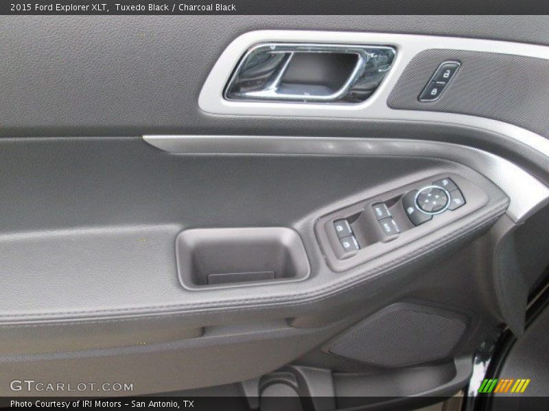 Tuxedo Black / Charcoal Black 2015 Ford Explorer XLT
