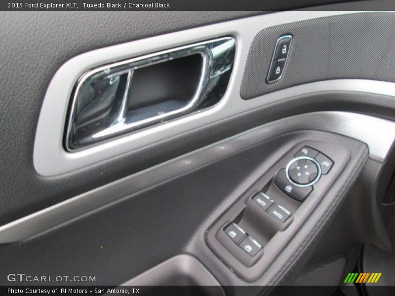 Tuxedo Black / Charcoal Black 2015 Ford Explorer XLT
