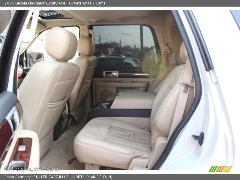 Oxford White / Camel 2006 Lincoln Navigator Luxury 4x4