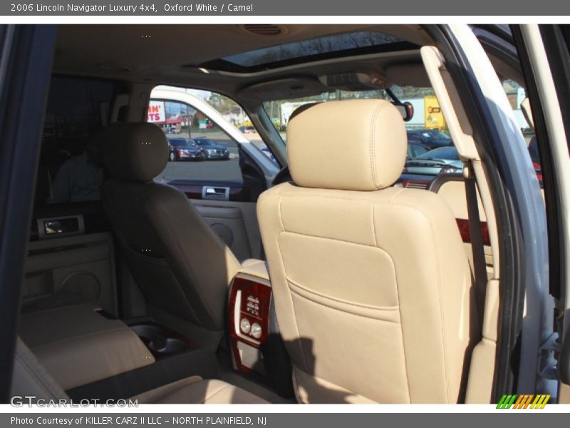 Oxford White / Camel 2006 Lincoln Navigator Luxury 4x4