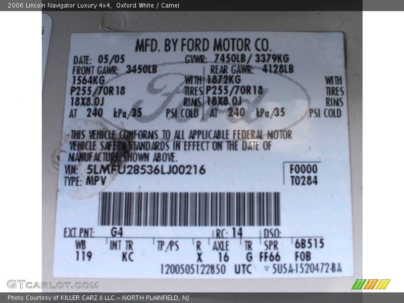 Oxford White / Camel 2006 Lincoln Navigator Luxury 4x4