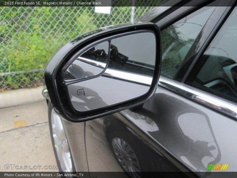 Magnetic Metallic / Charcoal Black 2015 Ford Fusion SE